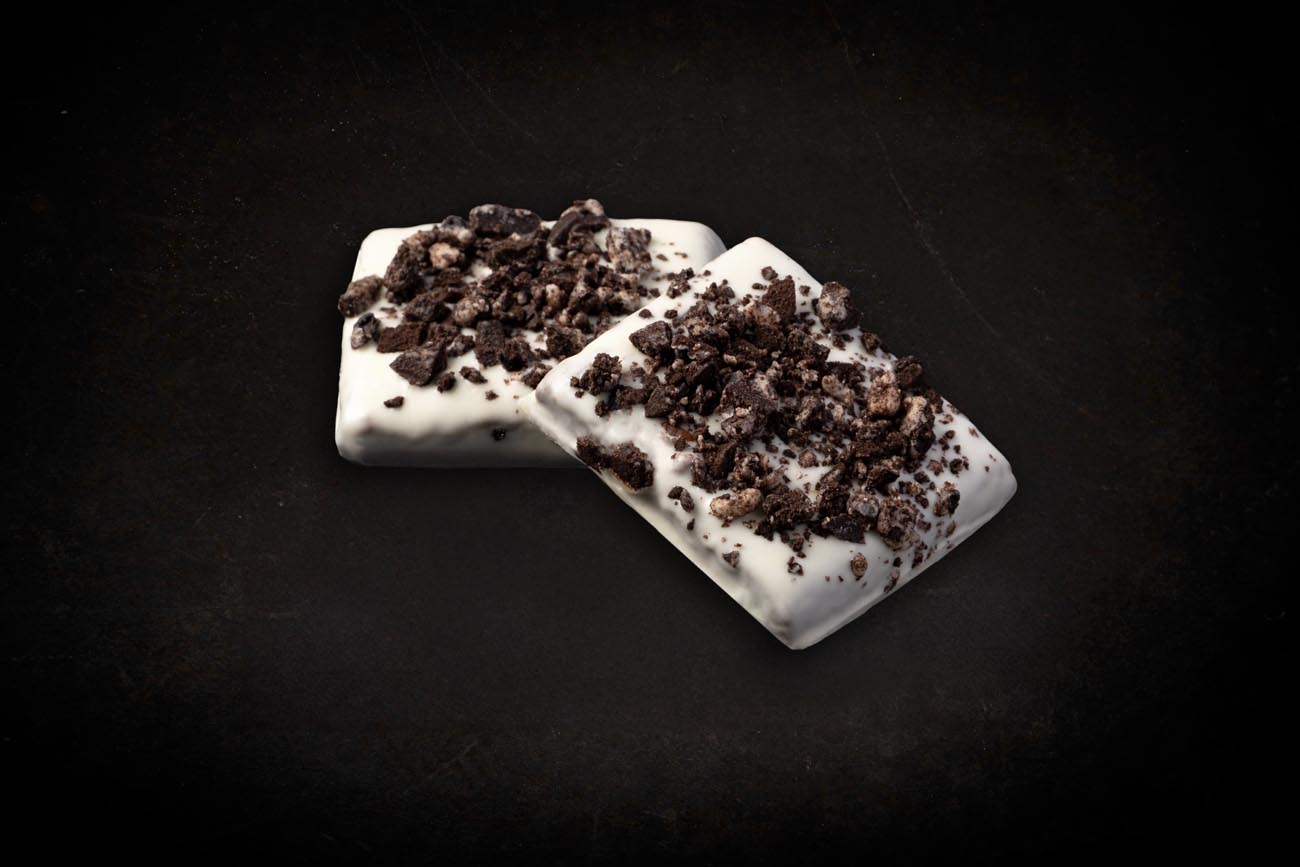 double-cookie-crunch-white-gourmet-bar-1
